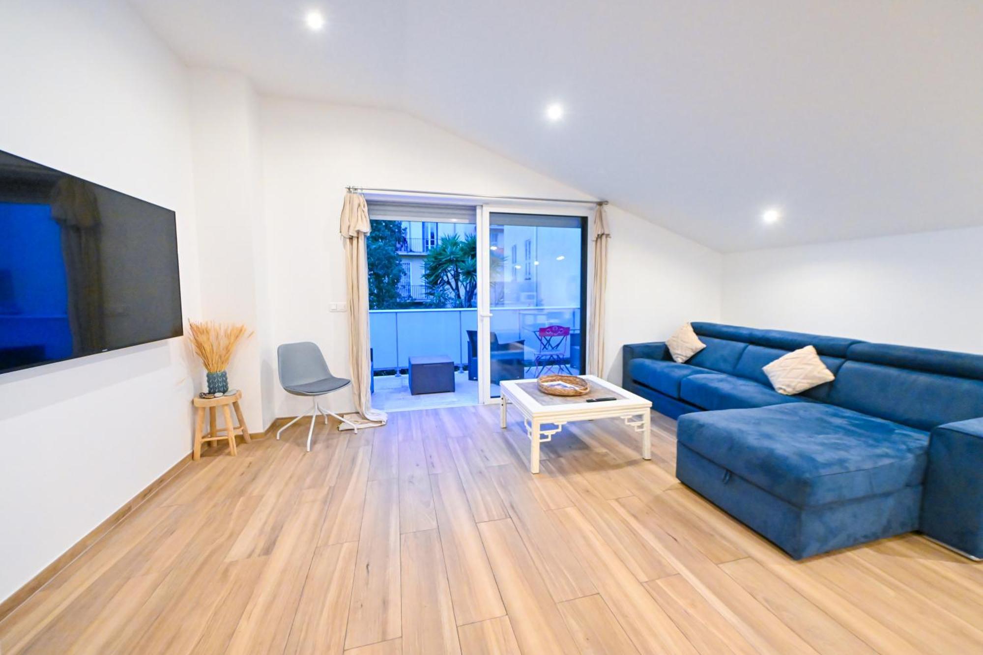Studio Cozy Avec Terrasse N12 Ницца Экстерьер фото